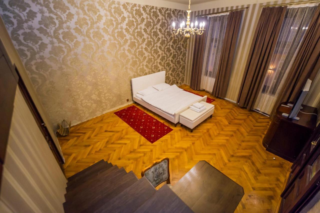Aristocrat Vintage Apartment 布拉索夫 外观 照片