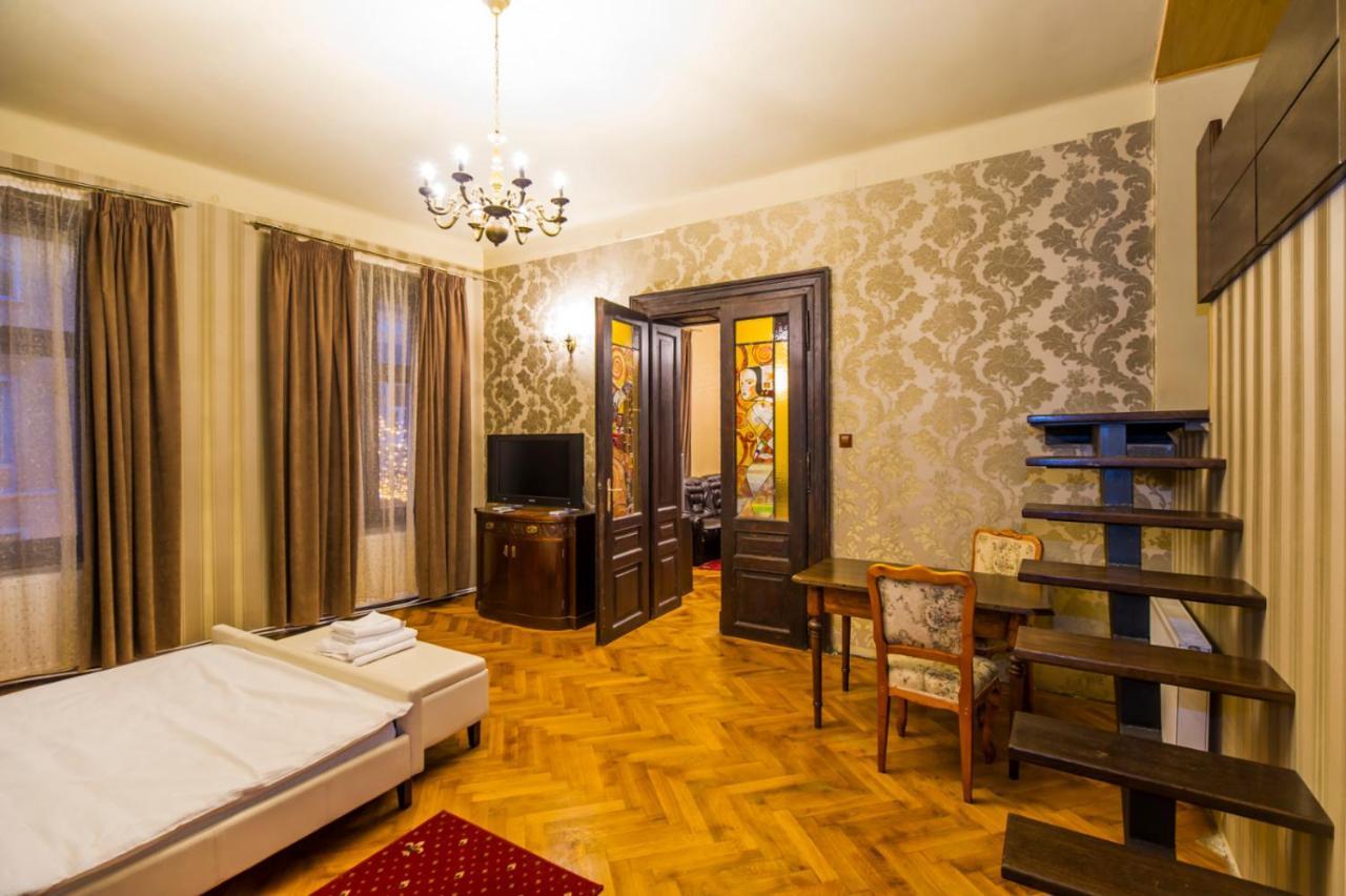 Aristocrat Vintage Apartment 布拉索夫 外观 照片